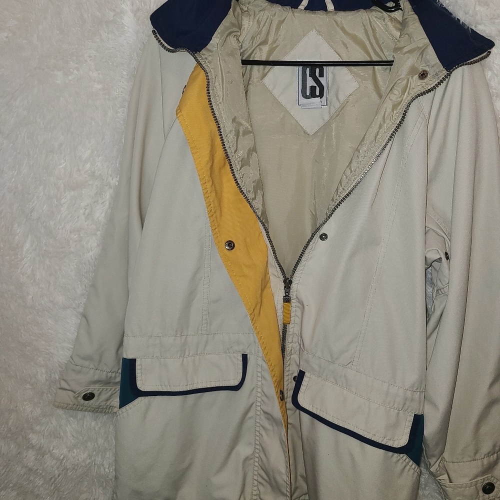 SC Signature Coat M - Picture 3 of 7